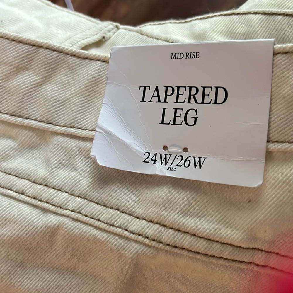 Future Collective Taperes Women’s Jeans size 24w/26w